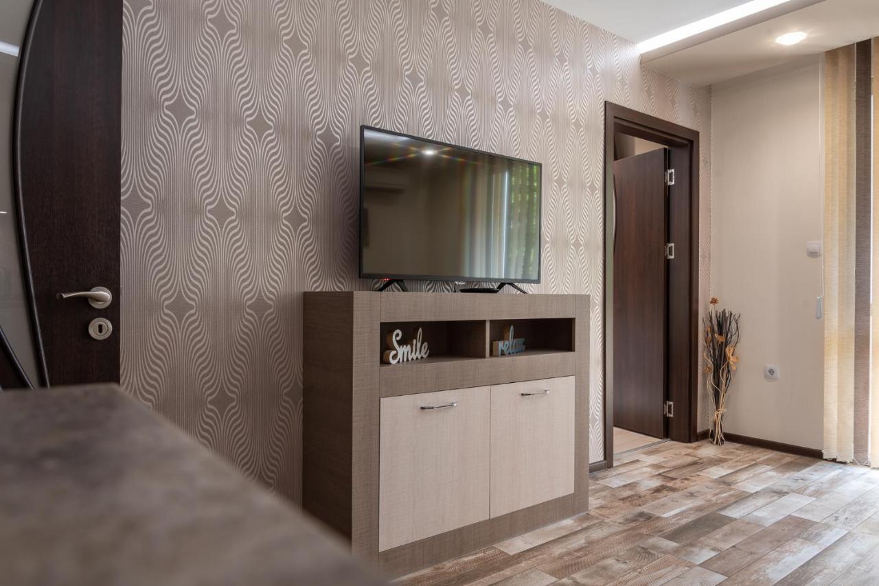 Apartment Central-Lux Veliko Tŭrnovo Exterior photo